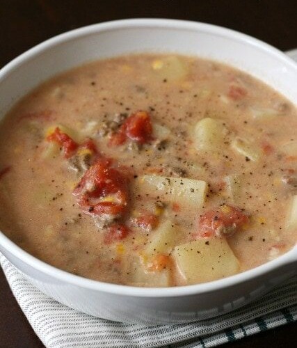 Tasty Slow Cooker Cheeseburger Soup - WCW Week 51