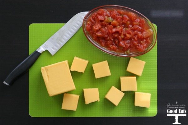 Five Minute Famous Queso Recipe - Grace and Good Eats
