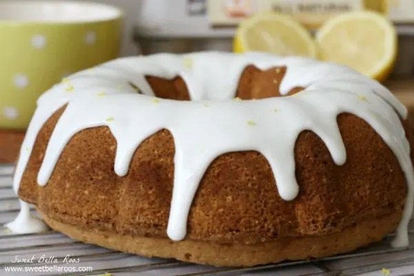 https://www.graceandgoodeats.com/wp-content/uploads/2017/04/Lemon-pound-cake.jpg.webp